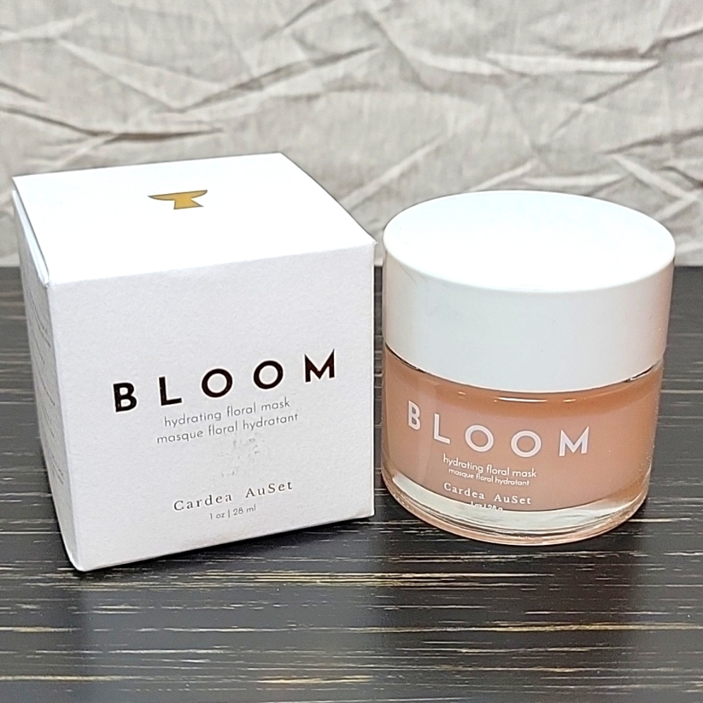 Bloom Hydrating Floral Mask NWT